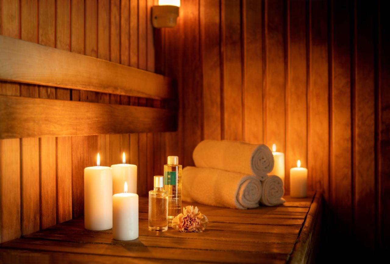 Hotel Valdys Thalasso & Spa - La Baie Douarnenez Exterior foto